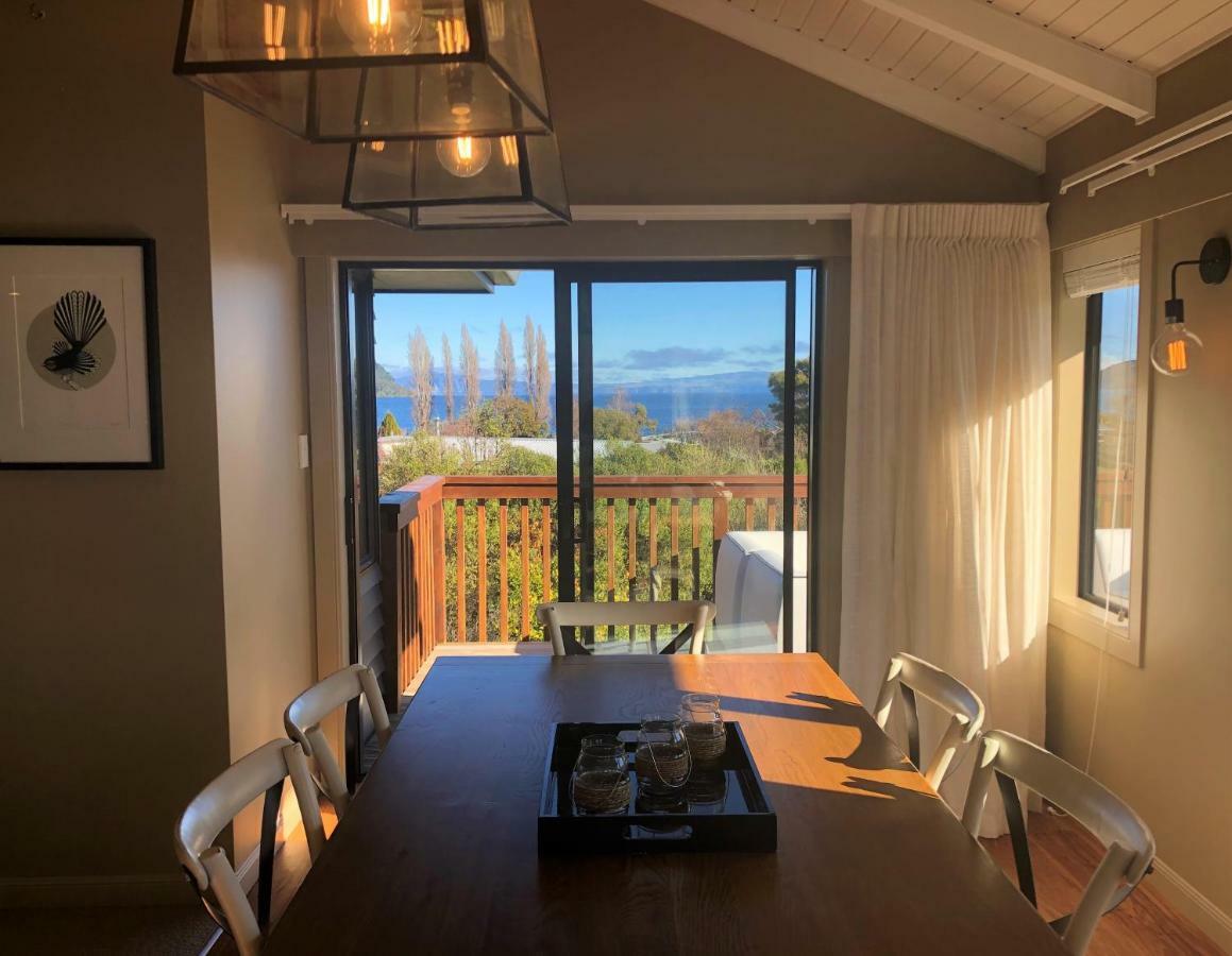Kinloch Lakeview Lodge - Taupo Eksteriør billede